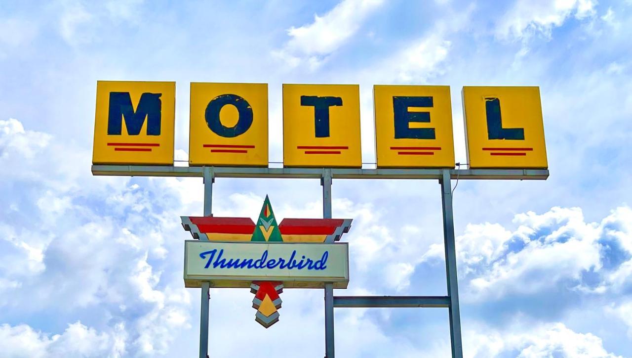 Thunderbird Motel Hillsboro Exteriör bild